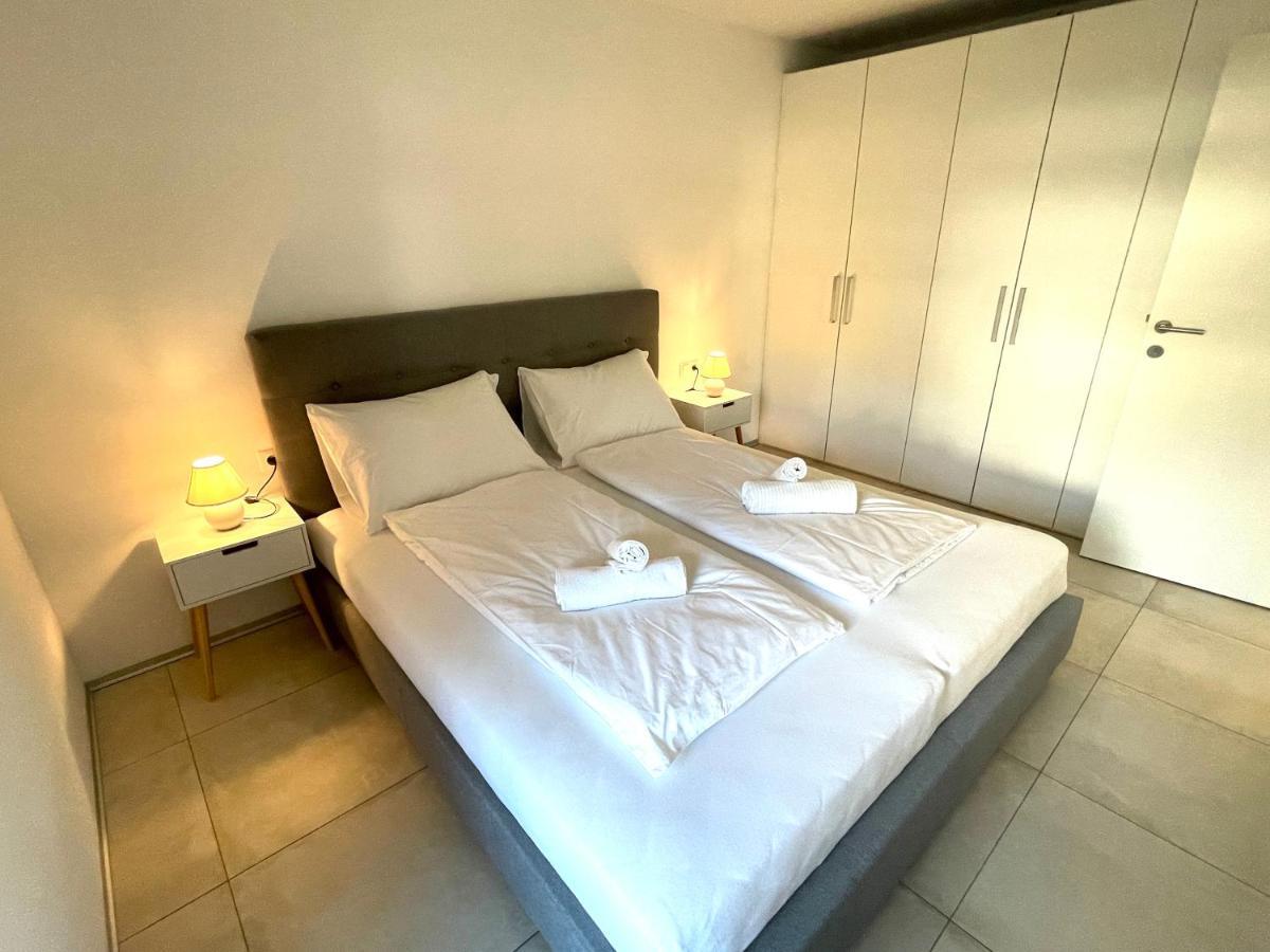 Homy City Lodge In Feldkirch, Grenznaehe Und Doch Zentral エクステリア 写真