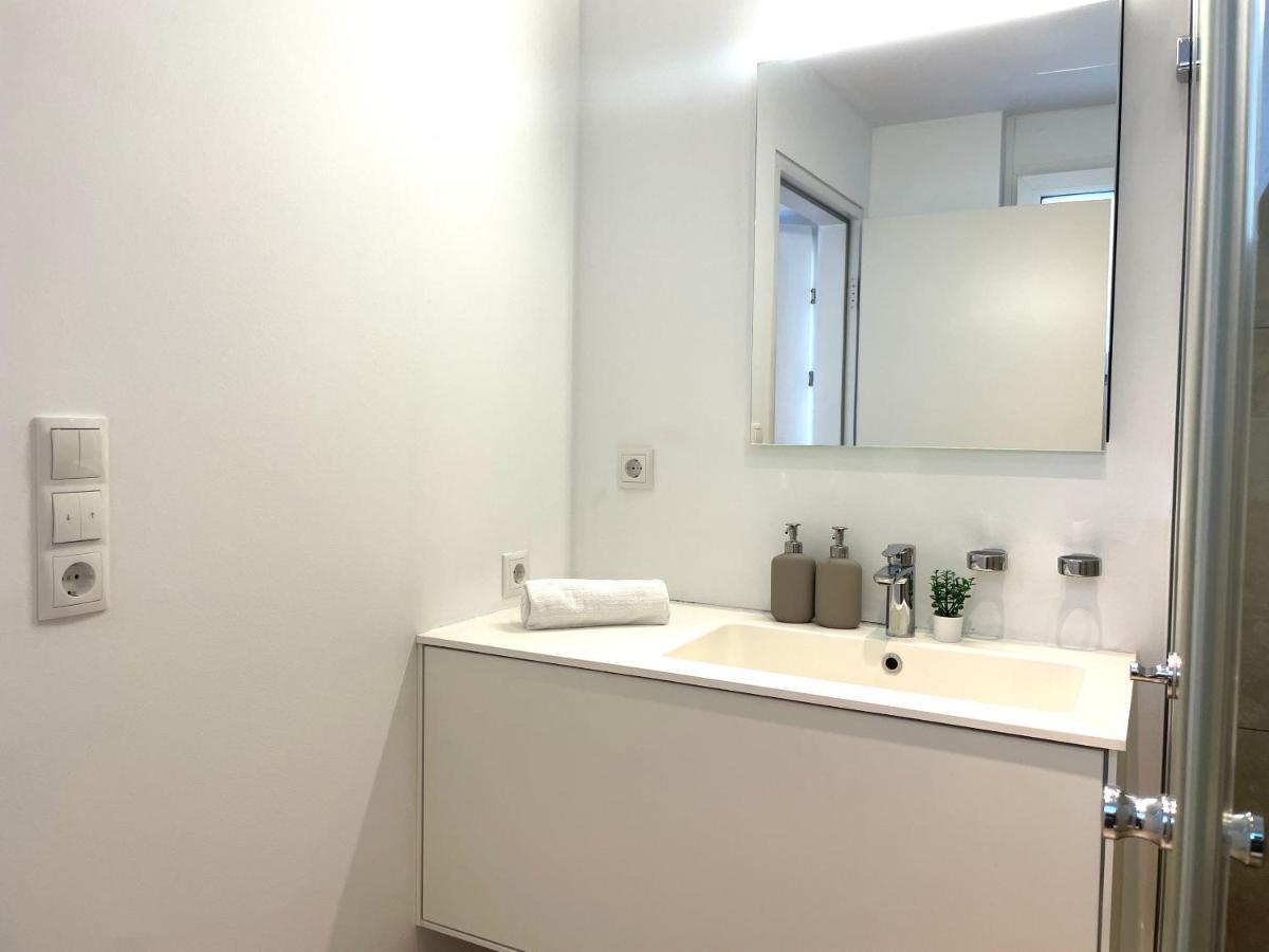 Homy City Lodge In Feldkirch, Grenznaehe Und Doch Zentral エクステリア 写真