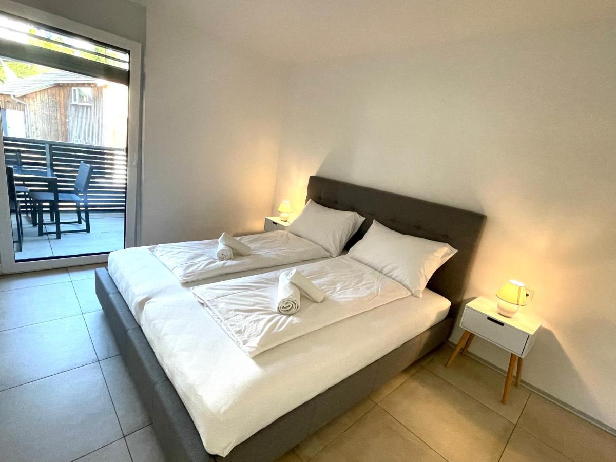 Homy City Lodge In Feldkirch, Grenznaehe Und Doch Zentral エクステリア 写真