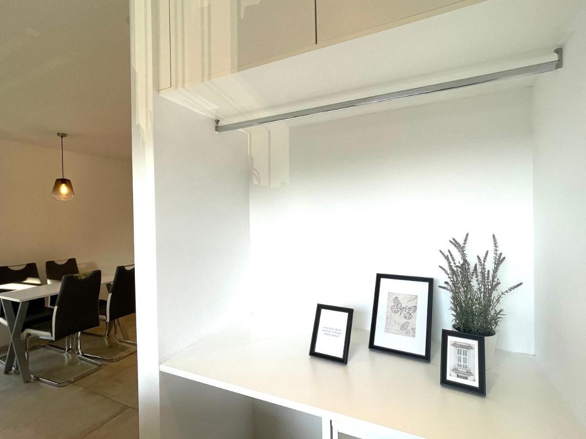 Homy City Lodge In Feldkirch, Grenznaehe Und Doch Zentral エクステリア 写真